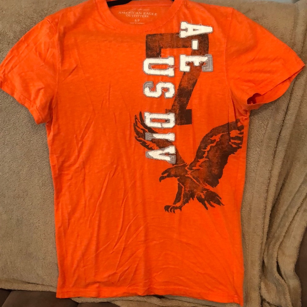 💰SALE!💰 Men’s American eagle t-shirt